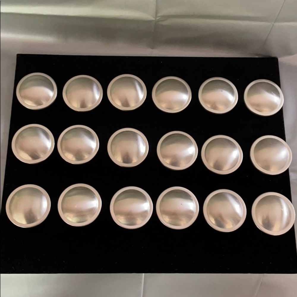 Liberty Hardware P67659 Cabinet/Draw Knobs 18 pcs